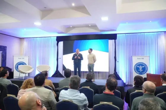 El intendente anunció quita de impuestos y otras medidas para el sector privado