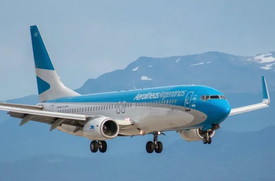 Los pilotos de Aerolíneas Argentinas realizarán un paro el 10 de junio