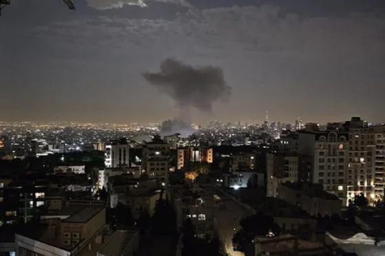 Irán amenaza a Israel y EEUU tras el ataque a su comandante en jefe