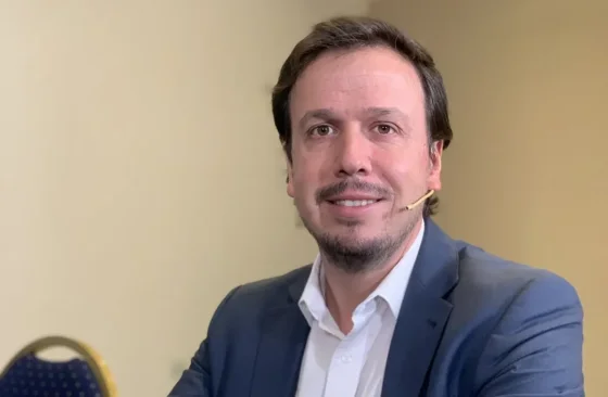 En plena sesión, Roque Cornejo cuestionó la gratuidad del boleto en Salta