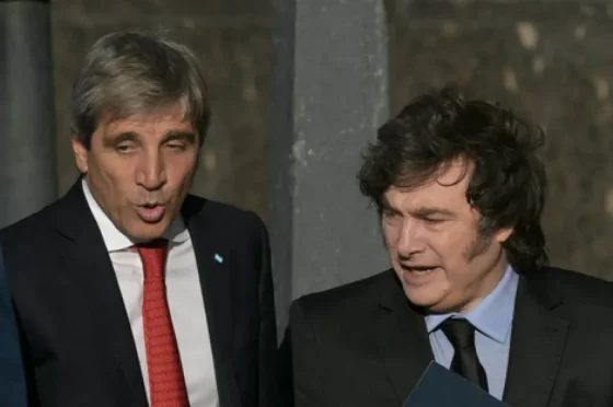 El Gobierno estima terminar este año con un dólar a $1.229 y una inflación de 22,7%