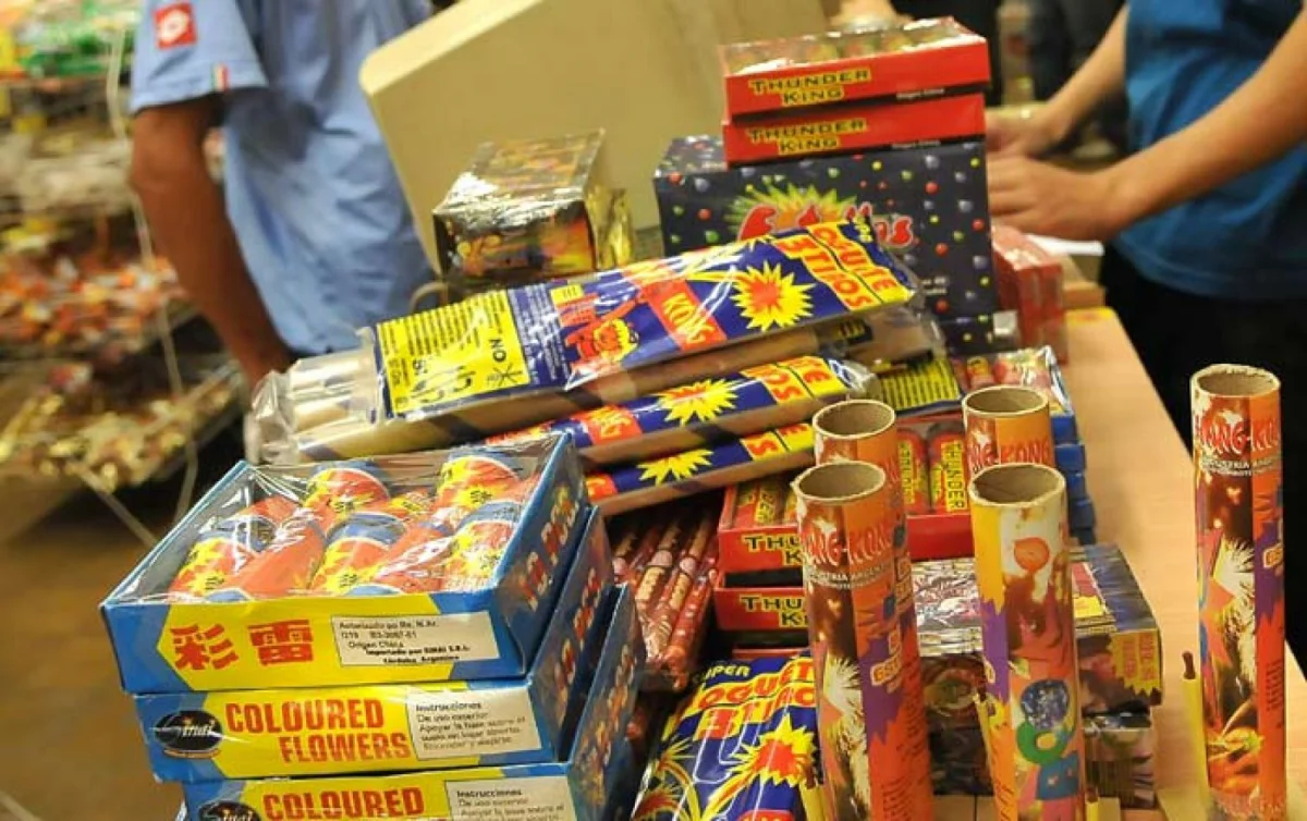 Comenzaron los controles contra la venta ilegal de pirotecnia