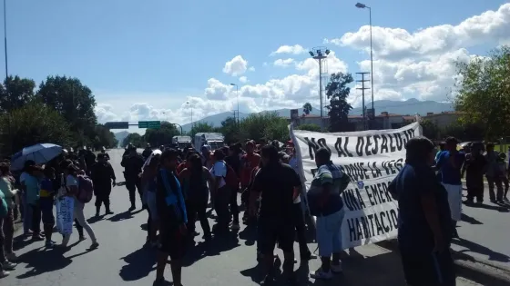 Vecinos de Parque La Vega de Manifiestan