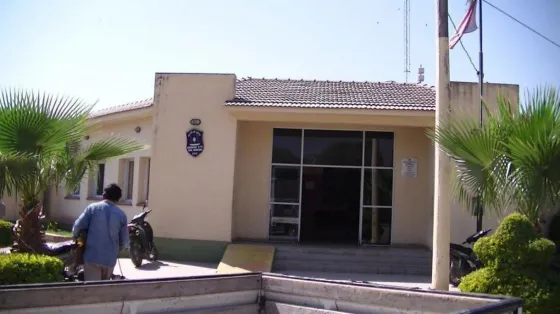 General Mosconi: Se fugaron de la comisaria en un remís y la policía no puede encontrarlos