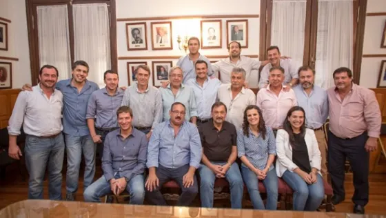 El frente oficialista se reunió ¿quiénes se van y quiénes se quedan con Urtubey?