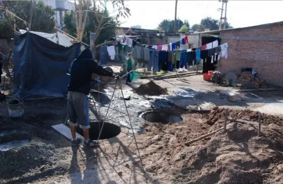 Alerta: Si tenés un pozo ciego corres el riesgo de perder tu casa